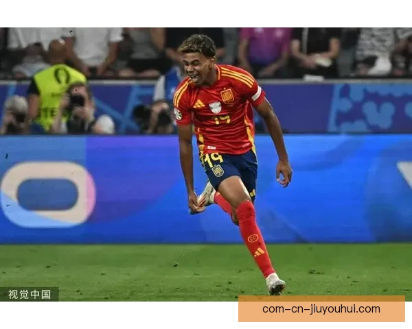 亚马尔凭精彩表现荣膺欧洲杯最佳年轻球员称号