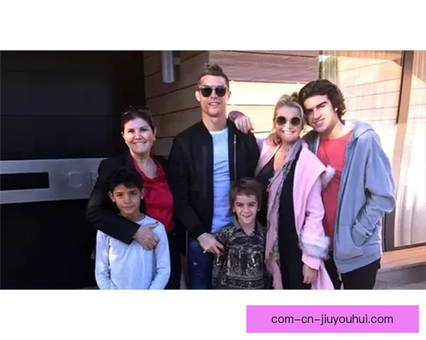 皇马全家福拍摄幕后花絮曝光球员家庭温馨瞬间